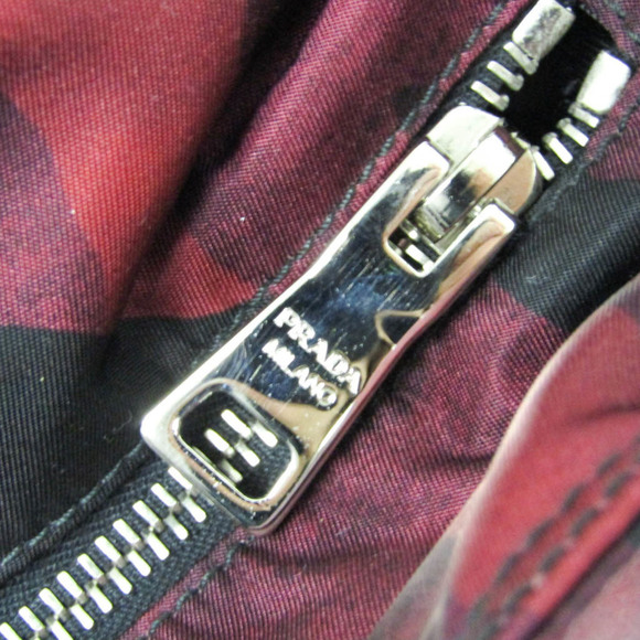 PRADA Red Leather Shoulder Bag - Picture 11 of 15